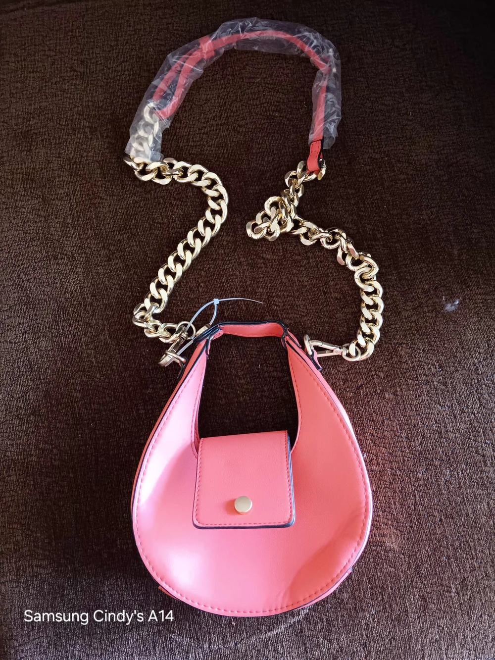 Chic Pink Mini Shoulder Bag with Gold Chain Strap
